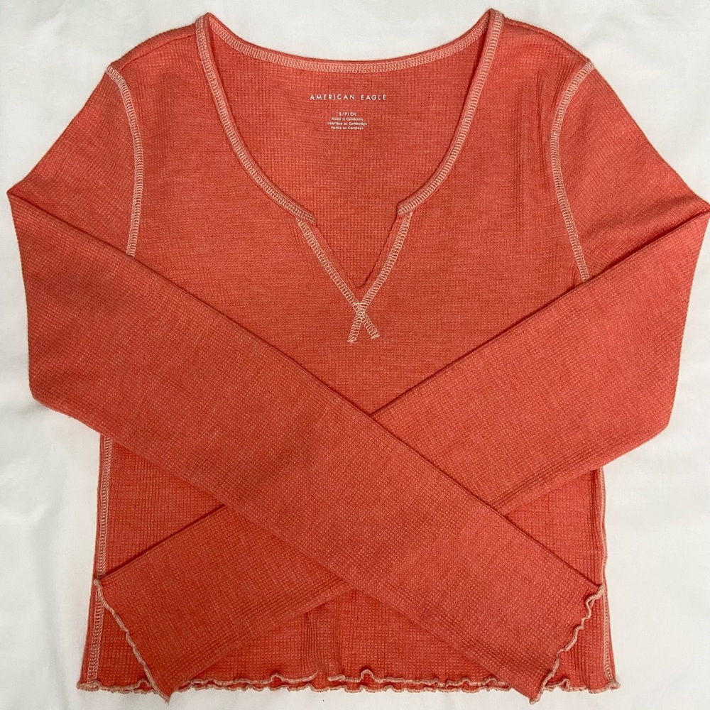 American Eagle Cropped Long Sleeve Shirt